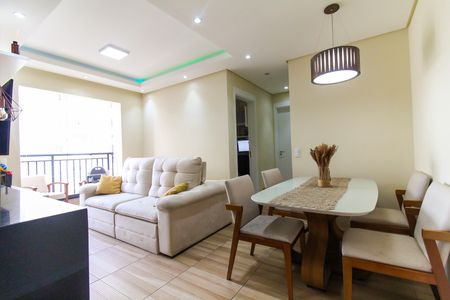 Apartamento à venda com 55m², 2 quartos e 2 vagasSala