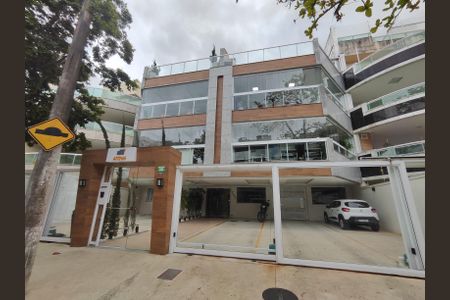 Apartamento à venda com 119m², 3 quartos e 2 vagasFachada