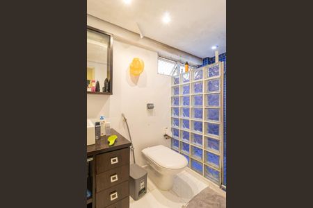 Apartamento para alugar com 121m², 3 quartos e 2 vagasBanheiro 