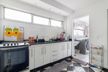 Apartamento para alugar com 121m², 3 quartos e 2 vagasCozinha