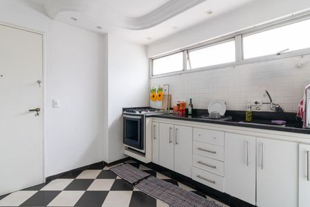 Apartamento para alugar com 121m², 3 quartos e 2 vagasCozinha