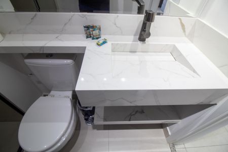 Studio para alugar com 27m², 1 quarto e 1 vaga Studio para alugar com 27m², 1 quarto e 1 vagaBanheiro