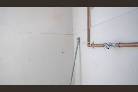 Casa de condomínio à venda com 60m², 2 quartos e 1 vagaLavabo