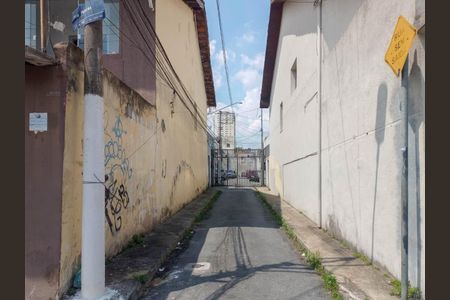 Casa de condomínio à venda com 60m², 2 quartos e 1 vagaFachada