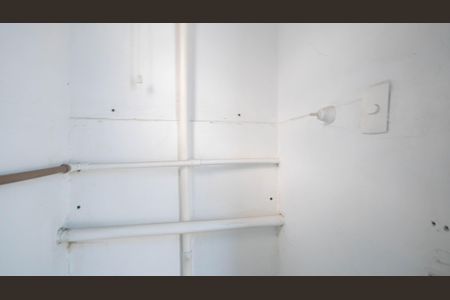 Casa de condomínio à venda com 60m², 2 quartos e 1 vagaLavabo