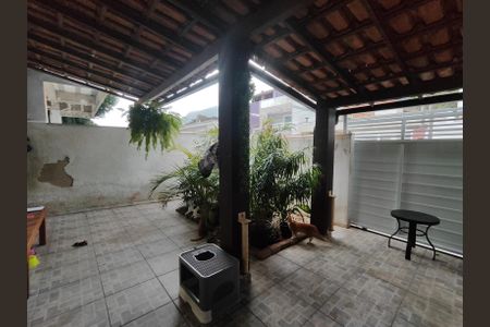 Casa à venda com 180m², 2 quartos e 2 vagasÁrea Externa