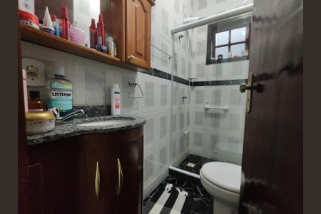 Casa à venda com 180m², 2 quartos e 2 vagasBanheiro Social