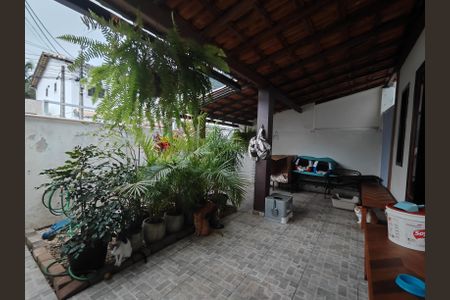 Casa à venda com 180m², 2 quartos e 2 vagasÁrea Externa