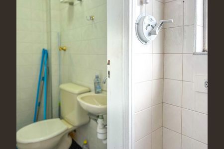 Banheiro de apartamento à venda com 2 quartos, 60m² em Vila Santa Clara, São Paulo