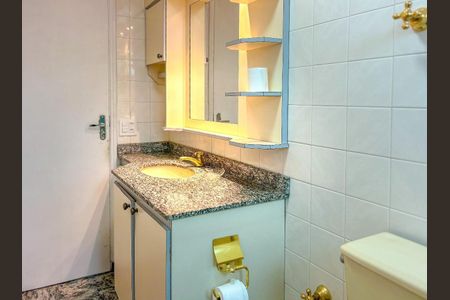 Cozinha de apartamento à venda com 2 quartos, 60m² em Vila Santa Clara, São Paulo