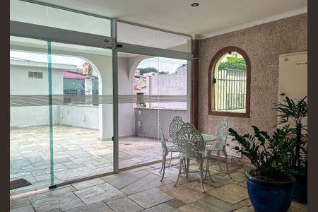 Apartamento à venda com 60m², 2 quartos e 1 vagaPátio