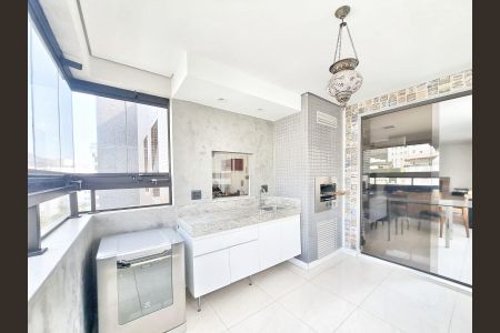 Apartamento à venda com 160m², 3 quartos e 4 vagasCozinha