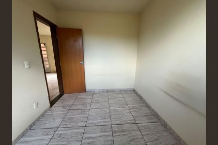 Quarto de apartamento para alugar com 2 quartos, 43m² em Jardim Vitoria, Belo Horizonte