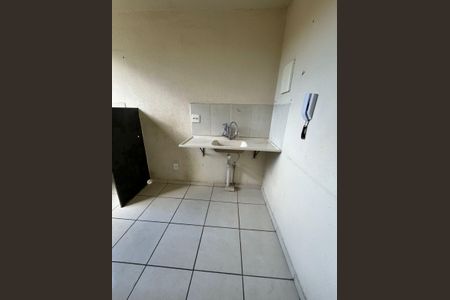 Cozinha de apartamento para alugar com 2 quartos, 43m² em Jardim Vitoria, Belo Horizonte