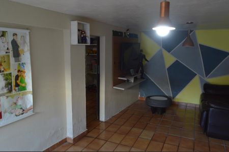 Casa de condomínio à venda com 310m², 4 quartos e 2 vagas Casa de condomínio à venda com 310m², 4 quartos e 2 vagasEspaço de Jogos e Cinema