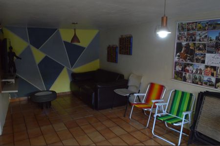 Casa de condomínio à venda com 310m², 4 quartos e 2 vagas Casa de condomínio à venda com 310m², 4 quartos e 2 vagasEspaço de Jogos e Cinema