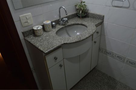 Casa de condomínio à venda com 310m², 4 quartos e 2 vagasBanheiro da Suíte 2