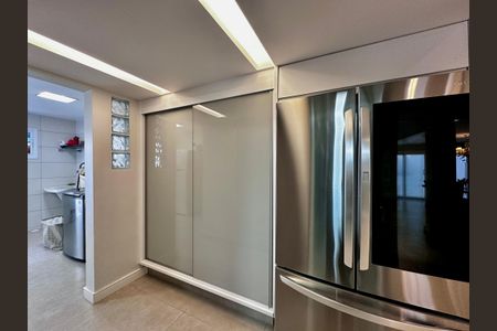 Casa à venda com 490m², 5 quartos e 3 vagasCozinha