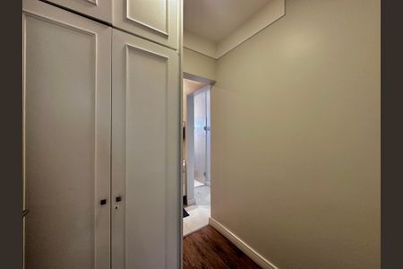 Casa à venda com 490m², 5 quartos e 3 vagasCloset Suíte 3