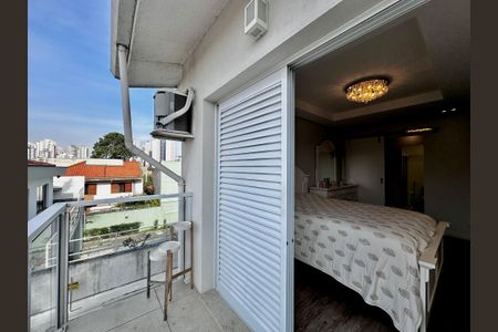 Casa à venda com 490m², 5 quartos e 3 vagasSacada Suíte 1