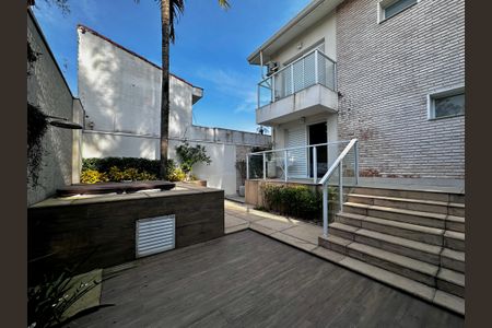 Casa à venda com 490m², 5 quartos e 3 vagasÁrea Gourmet