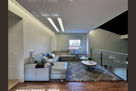 Casa à venda com 490m², 5 quartos e 3 vagasSala Íntima