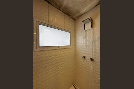 Casa à venda com 490m², 5 quartos e 3 vagasBanheiro Suíte 1