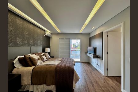 Casa à venda com 490m², 5 quartos e 3 vagasSuíte 2