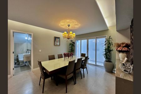 Sala de casa à venda com 5 quartos, 490m² em Chácara Monte Alegre, São Paulo