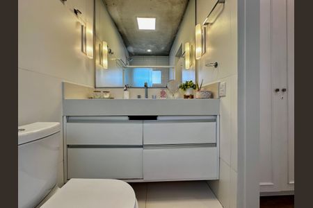 Casa à venda com 490m², 5 quartos e 3 vagasBanheiro Suíte 1