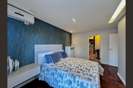 Casa à venda com 490m², 5 quartos e 3 vagasSuíte 5