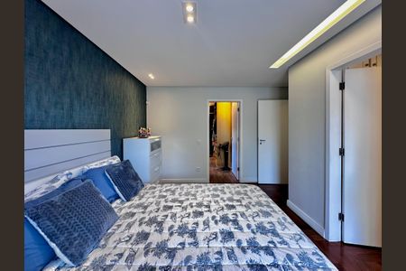 Casa à venda com 490m², 5 quartos e 3 vagasSuíte 5