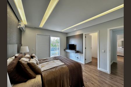 Casa à venda com 490m², 5 quartos e 3 vagasSuíte 2