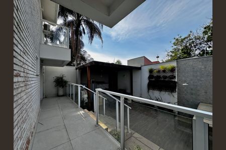 Casa à venda com 490m², 5 quartos e 3 vagasSacada Suítes 4 e 5