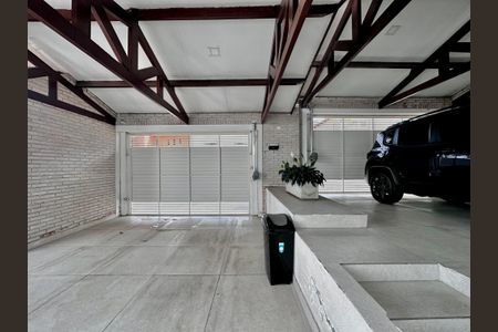 Casa à venda com 490m², 5 quartos e 3 vagasGaragem