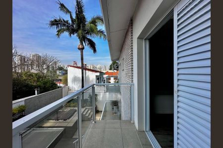 Casa à venda com 490m², 5 quartos e 3 vagasSacada Suíte 2