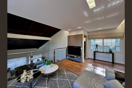 Casa à venda com 490m², 5 quartos e 3 vagasSala Íntima