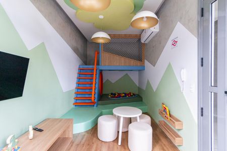 Apartamento para alugar com 38m², 1 quarto e 1 vaga Apartamento para alugar com 38m², 1 quarto e 1 vagaÁrea comum - Brinquedoteca