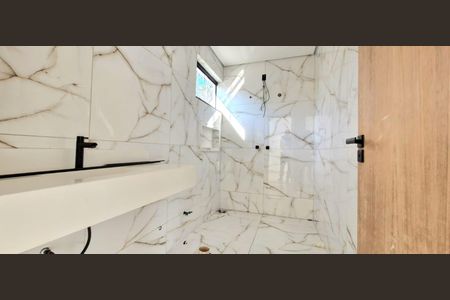 Casa à venda com 180m², 3 quartos e 2 vagas Casa à venda com 180m², 3 quartos e 2 vagasCozinha