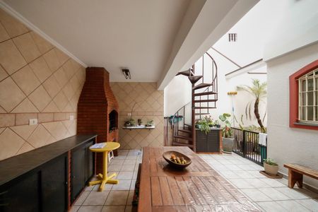 Casa à venda com 207m², 3 quartos e 2 vagasÁrea comum