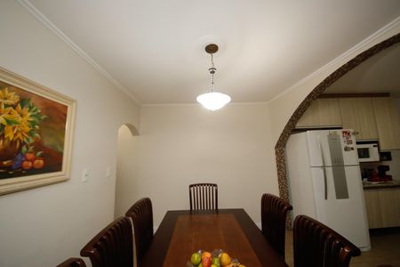 Casa à venda com 207m², 3 quartos e 2 vagasCopa