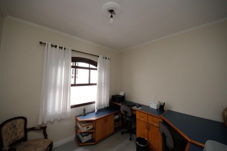 Casa à venda com 207m², 3 quartos e 2 vagasQuarto 2