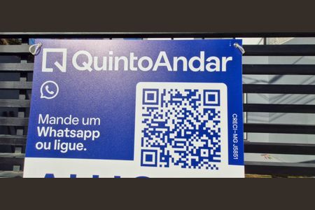 Casa à venda com 180m², 3 quartos e 2 vagas Casa à venda com 180m², 3 quartos e 2 vagasPlaca
