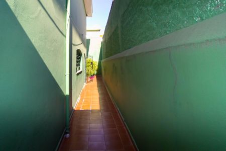 Casa à venda com 125m², 3 quartos e 2 vagas Casa à venda com 125m², 3 quartos e 2 vagasCorredor