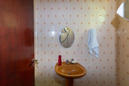 Casa à venda com 125m², 3 quartos e 2 vagas Casa à venda com 125m², 3 quartos e 2 vagasBanheiro 1