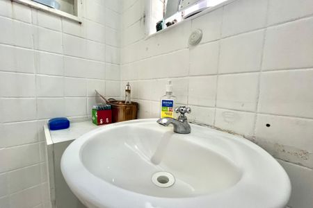 Casa à venda com 300m², 3 quartos e 2 vagasBanheiro da Suíte