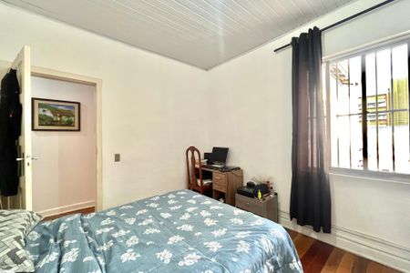 Casa à venda com 300m², 3 quartos e 2 vagasQuarto 2