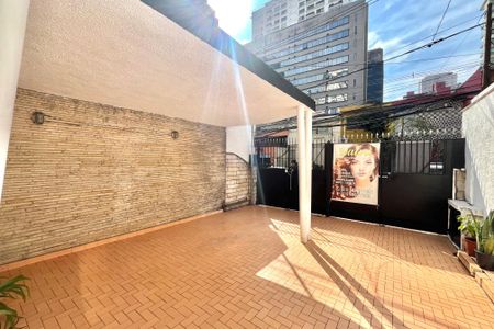 Casa à venda com 300m², 3 quartos e 2 vagasGaragem