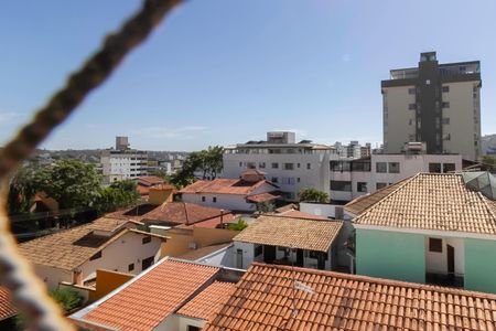 Sala - Vista de apartamento para alugar com 3 quartos, 80m² em Castelo, Belo Horizonte