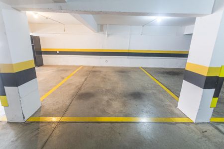 Apartamento para alugar com 70m², 2 quartos e 1 vaga Apartamento para alugar com 70m², 2 quartos e 1 vagaGaragem